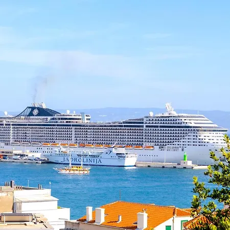 Stone Majestic W Pool - Center فيلة