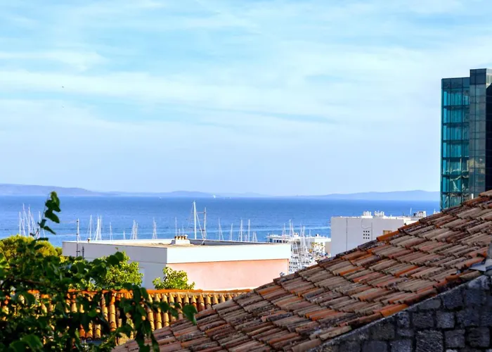 Villa Stone Majestic W Pool - Center